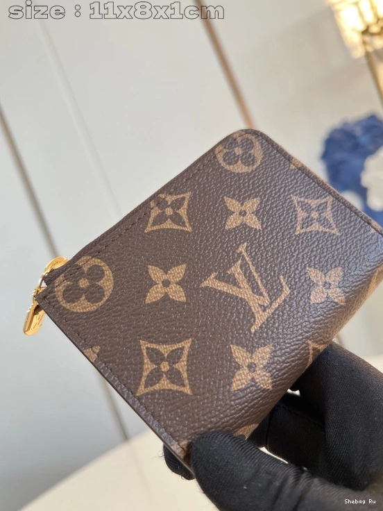 Louis Compact Vuitton Noa Wallet-11*8.5*1.5CM 0803